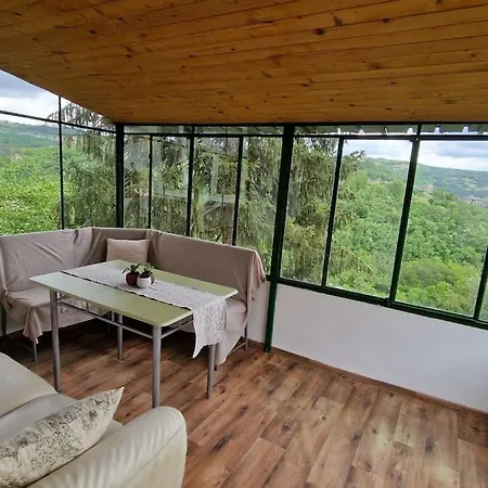 Vipo Vista Апартамент Велико Търново